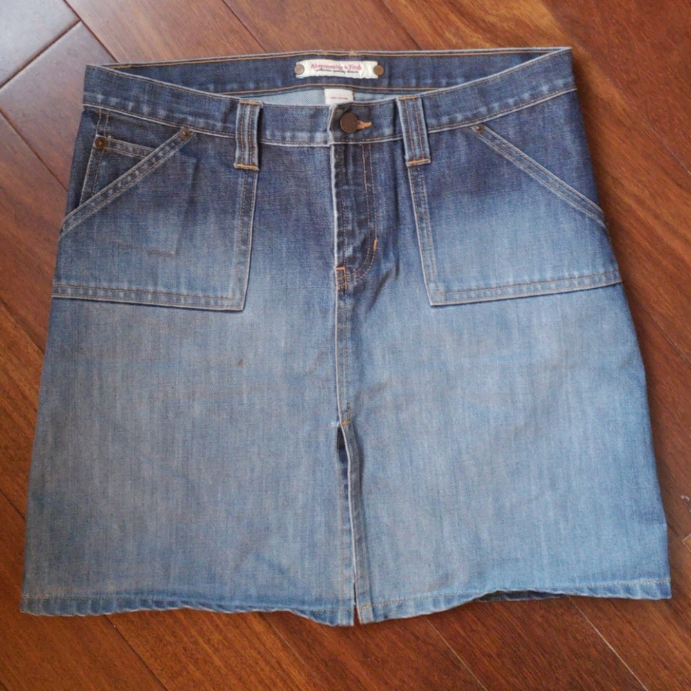 Vintage Abercrombie dark denim jean skirt 6